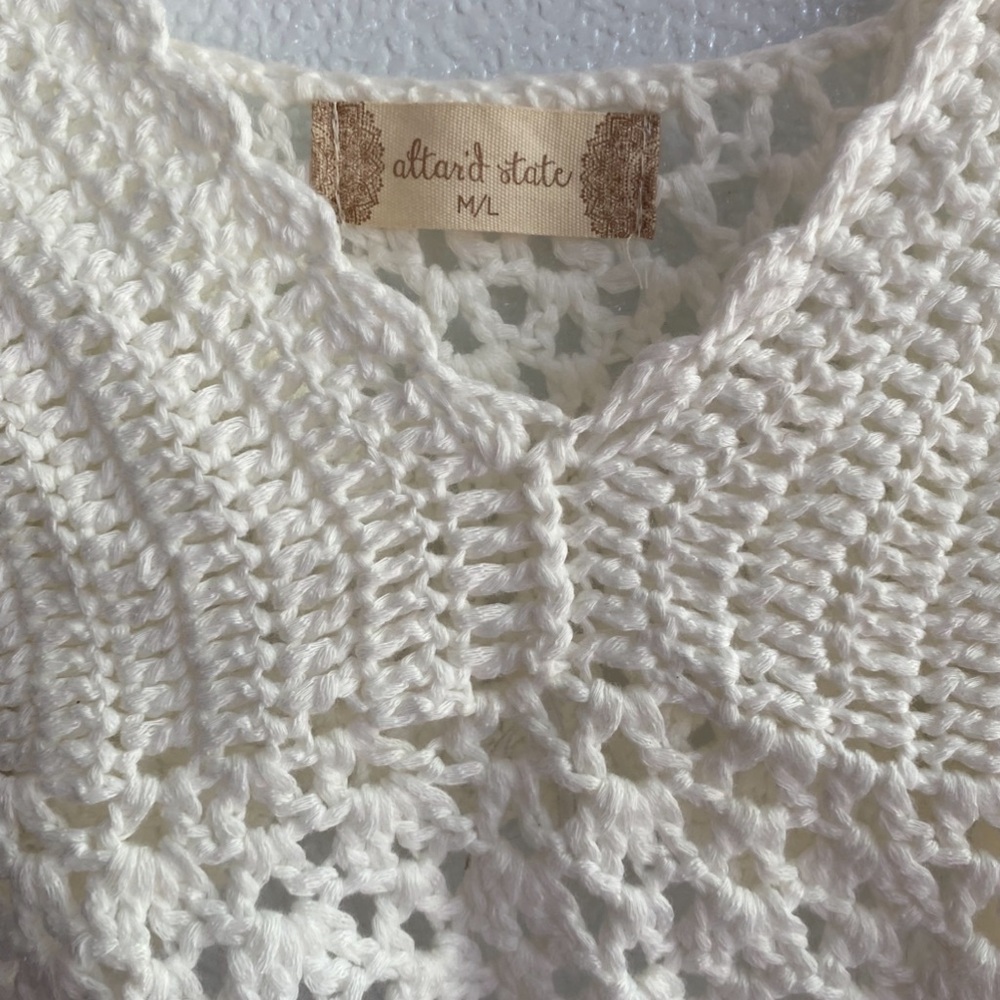 Altar’d State Crocheted Ivory M/L NWT Summer Top - Picture 4 of 8